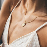Collier Biel, or